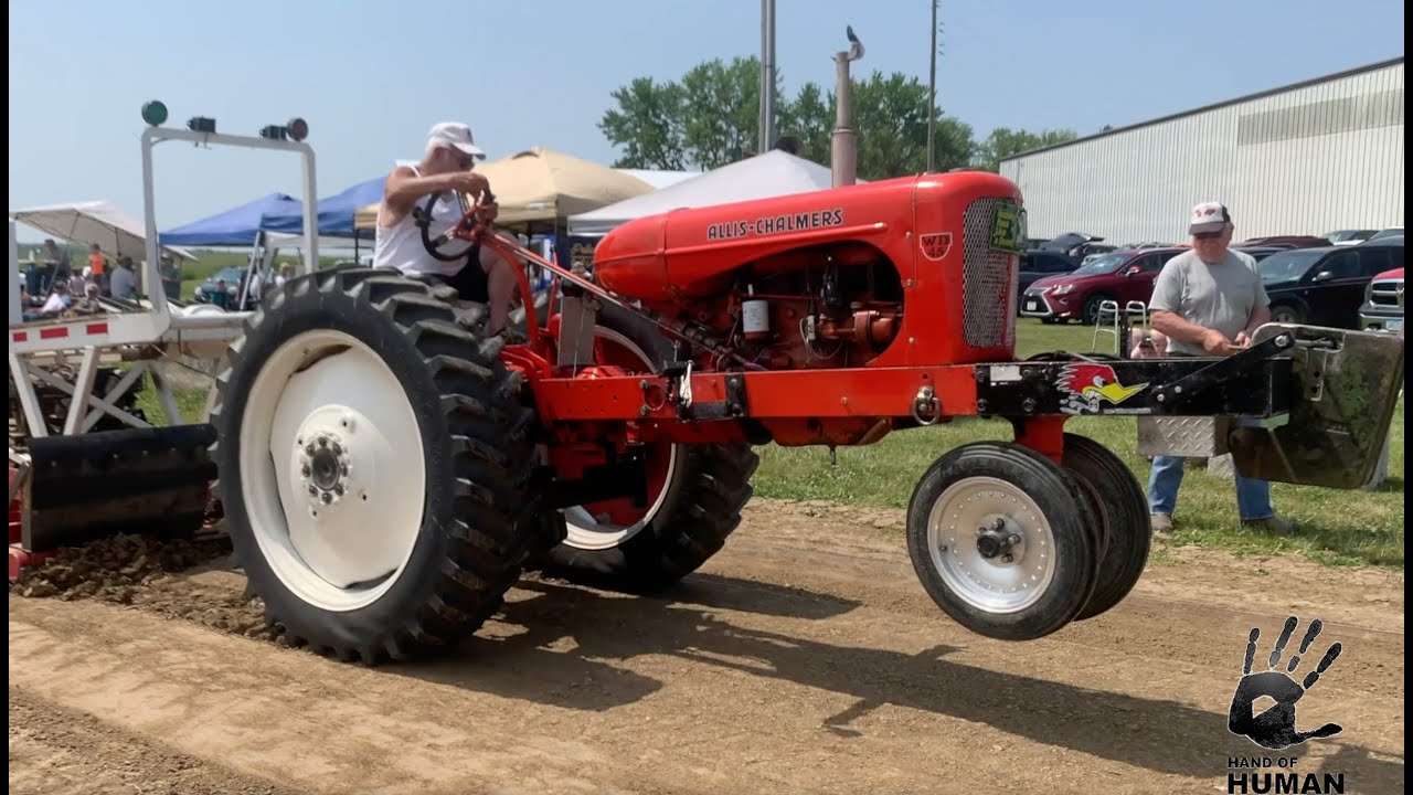 1953 WD 45 Allis Chalmers Pulling Tractor