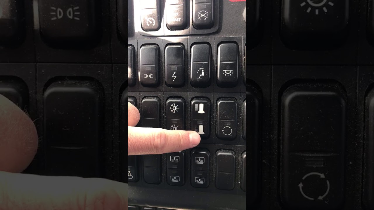 Van Hool CX45 control panel video 4