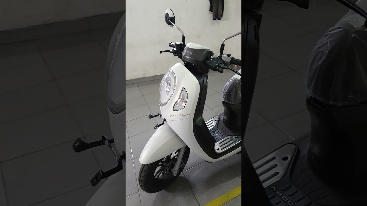 scoopy 2022 prestige Putih