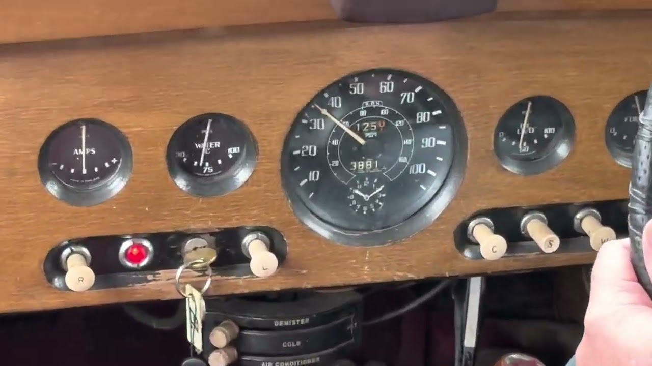 1951 Alvis TA-21 3 Litre DRIVING