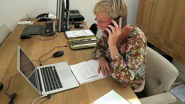 Kijk mee met een begrafenisondernemer