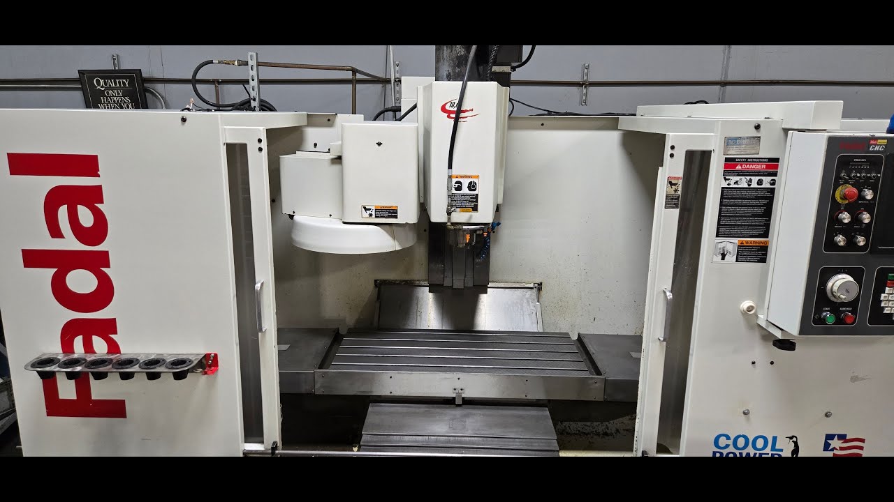 FADAL 4020 4TH AXIS CNC VERTICAL MACHINING CENTER IN EXCELLENT CONDITION  BETTER THEN HAAS