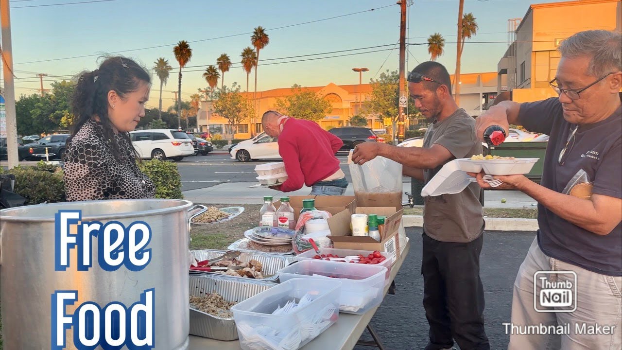 Cooking Hot Soup Anh Rice Chicken for The Homeless, How The Food Leftovers?