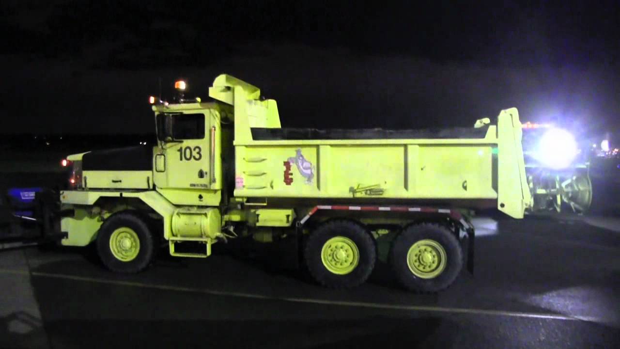 Live@YVR - Day 73 - Snow Removal.mov