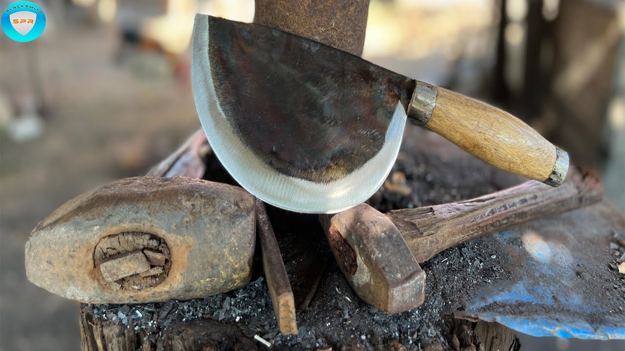 THE MOST BEAUTIFUL MOMENT OF HALF MOON CLEAVER MAKING PROCESS/ Blacksmith SPR.