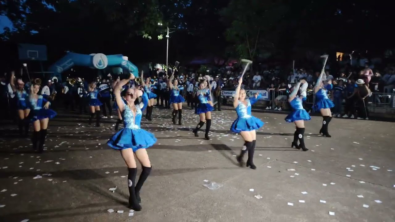 Delfines Musical Band en el festival de bandas panamerican fest 2025.