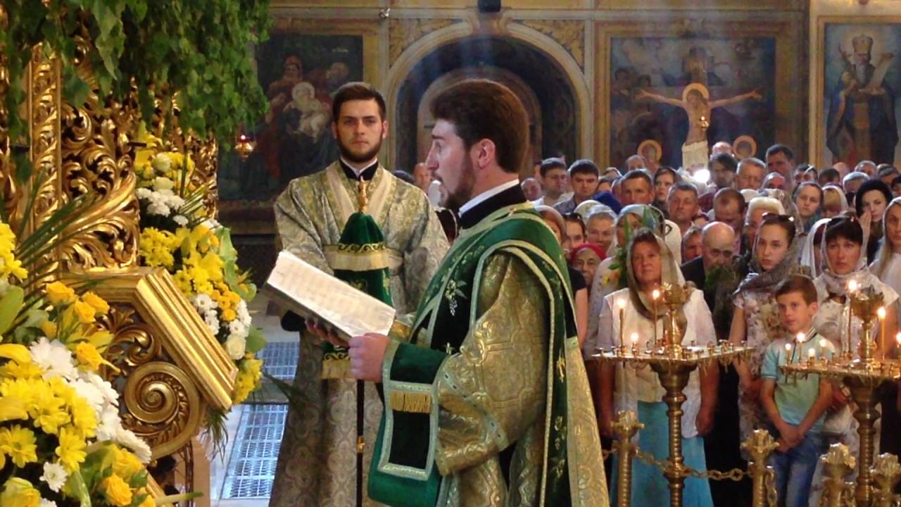 Благальна єктенія грецькою та українською мовами (виголошує протодиякон Степан Возняк)