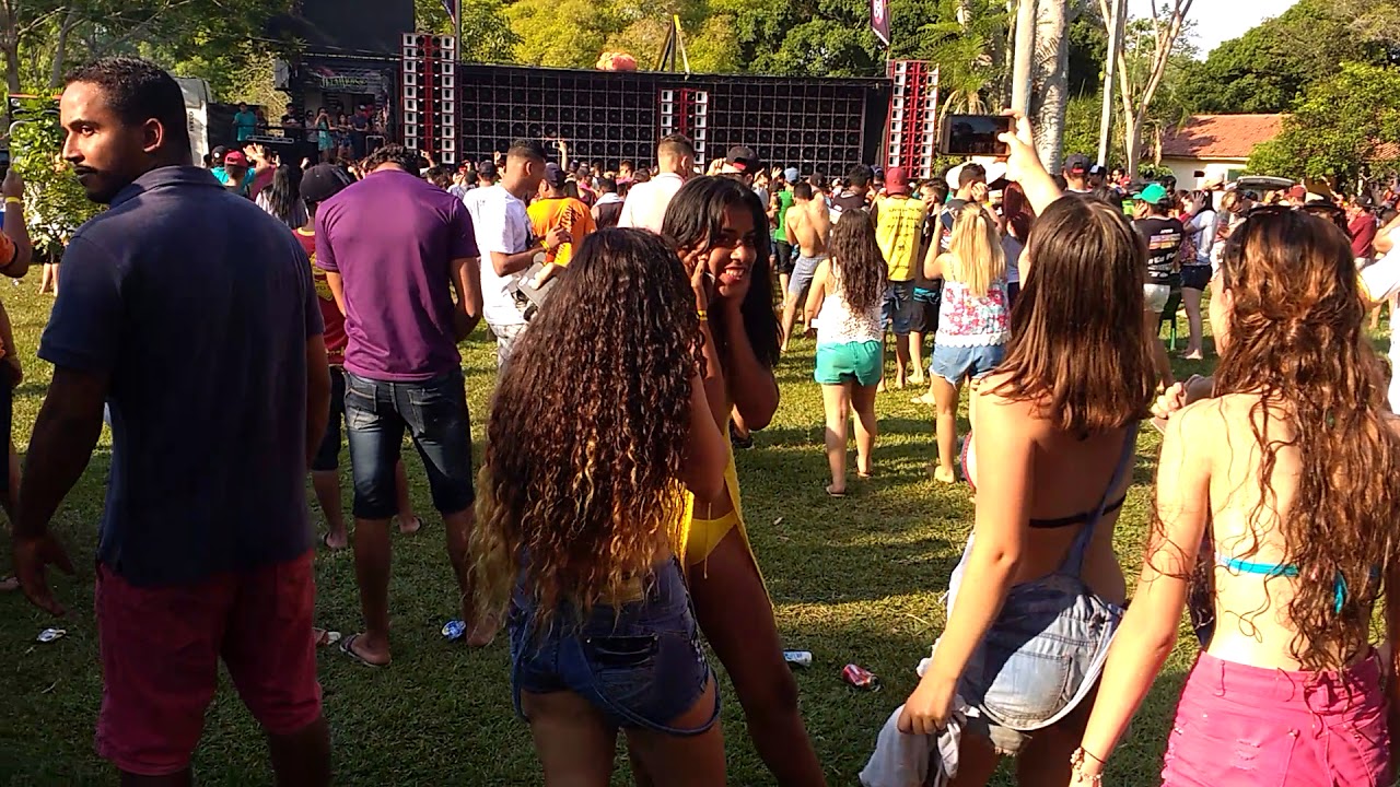 Carreta treme treme