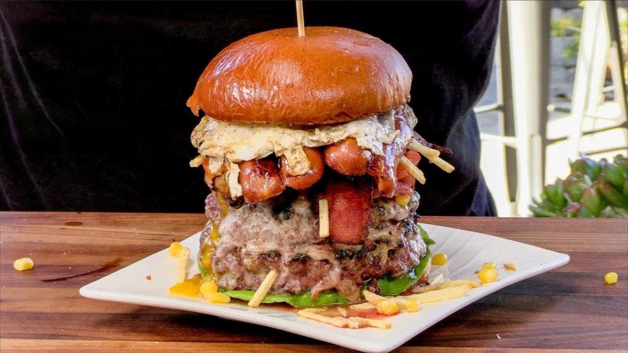 Wie gut ist Gugas Lieblingsburger? | Mit Guga Foods | Ballistic Burgers