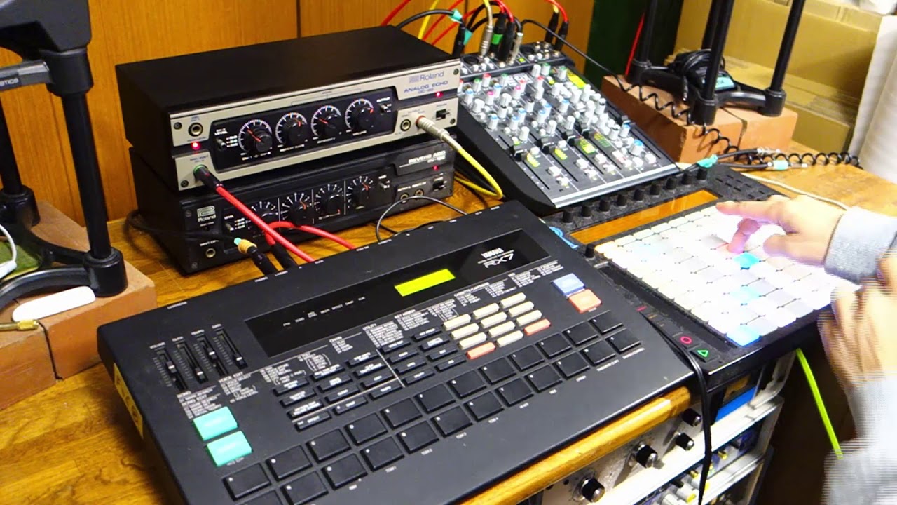 Yamaha RX7 Digital Rhythm Programmer -  Controlled by Ableton Push