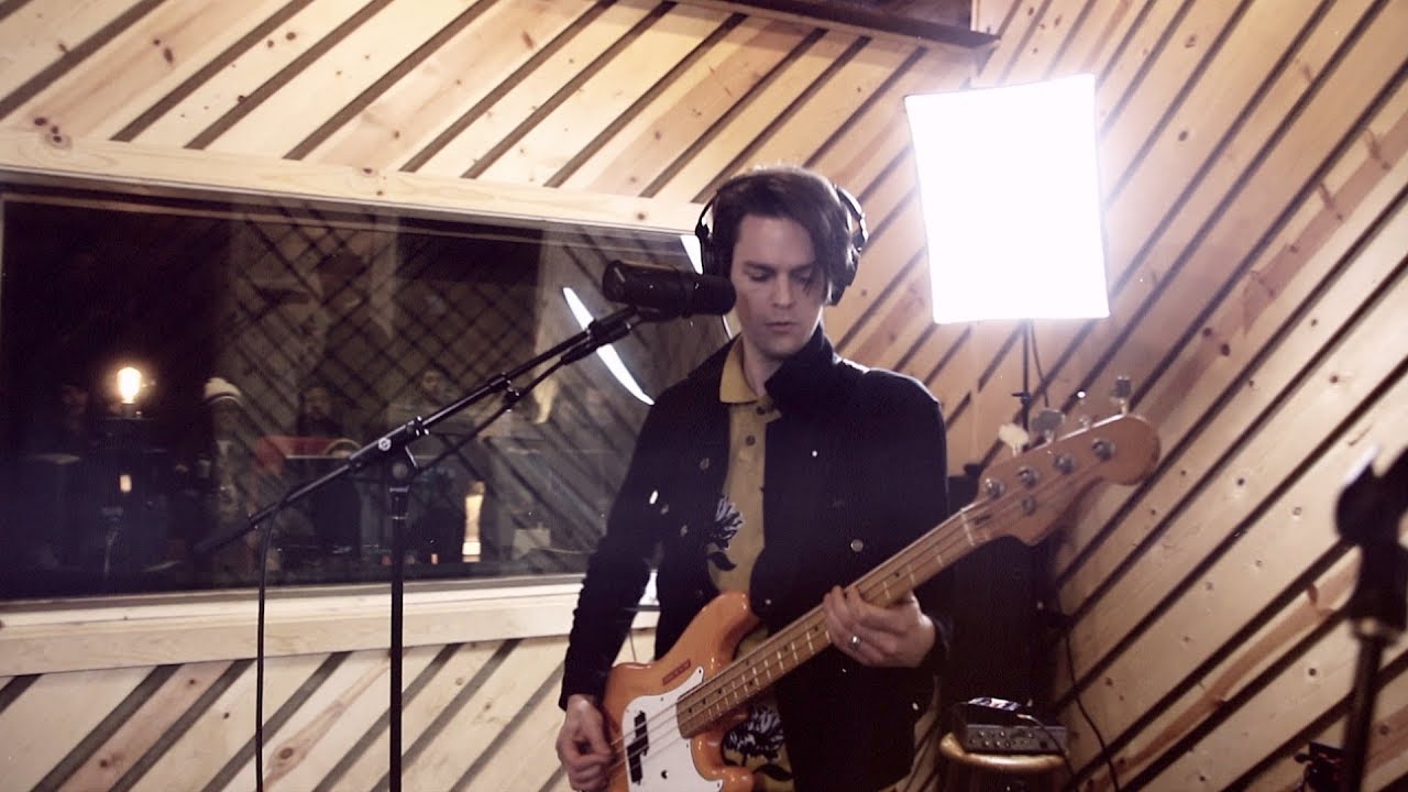 I DONT KNOW HOW BUT THEY FOUND ME –  Do It All The Time (LIVE)
