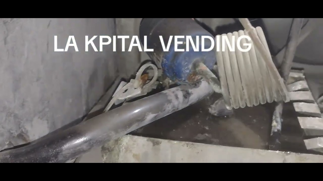 Por qué tira agua una máquina expendedora?#maquinasvending 