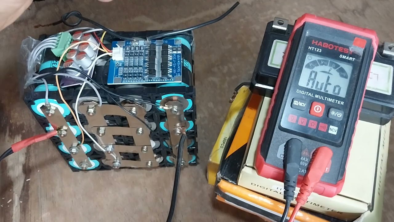 4x4=16 batteries/4s4p/12v24ah