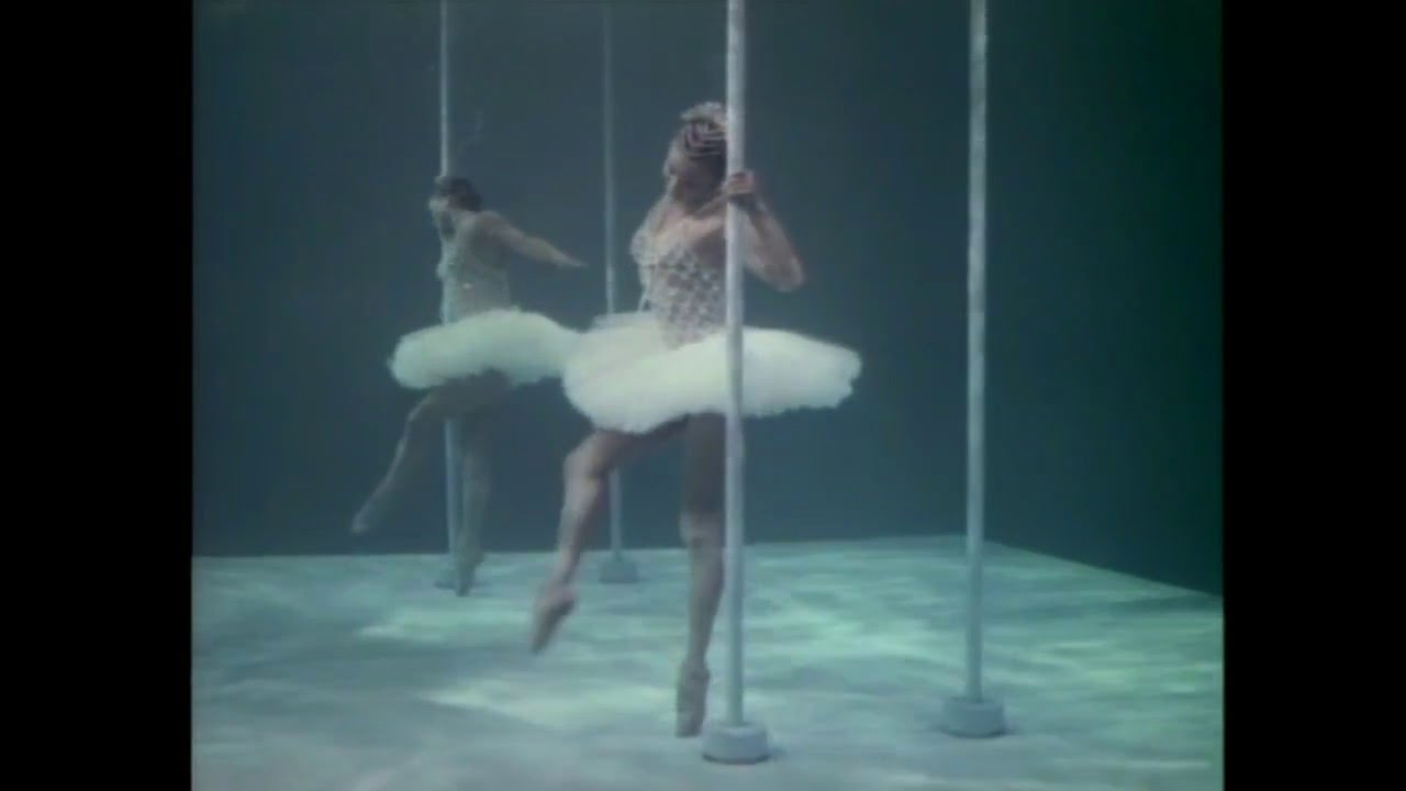 Underwater Ballet - Million Dollar Mermaid