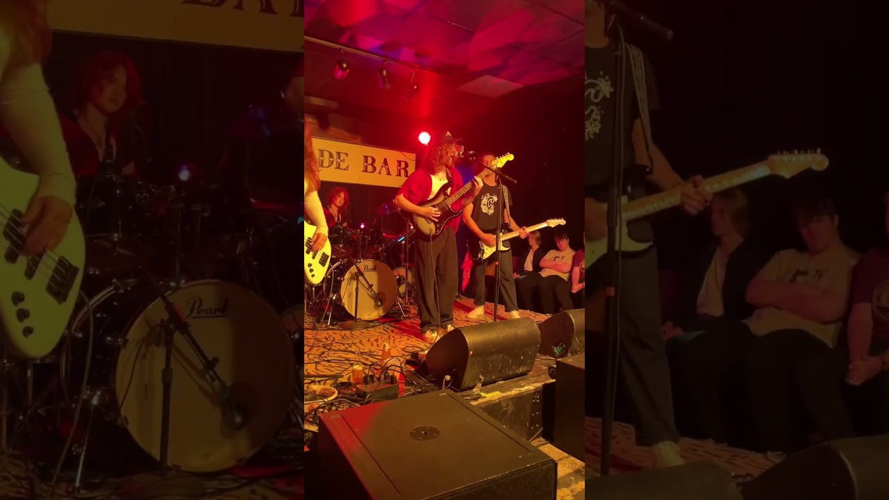 #livemusic is alive in #atlanta #localmusic #atlantamusic #bands #shorts #recessparty