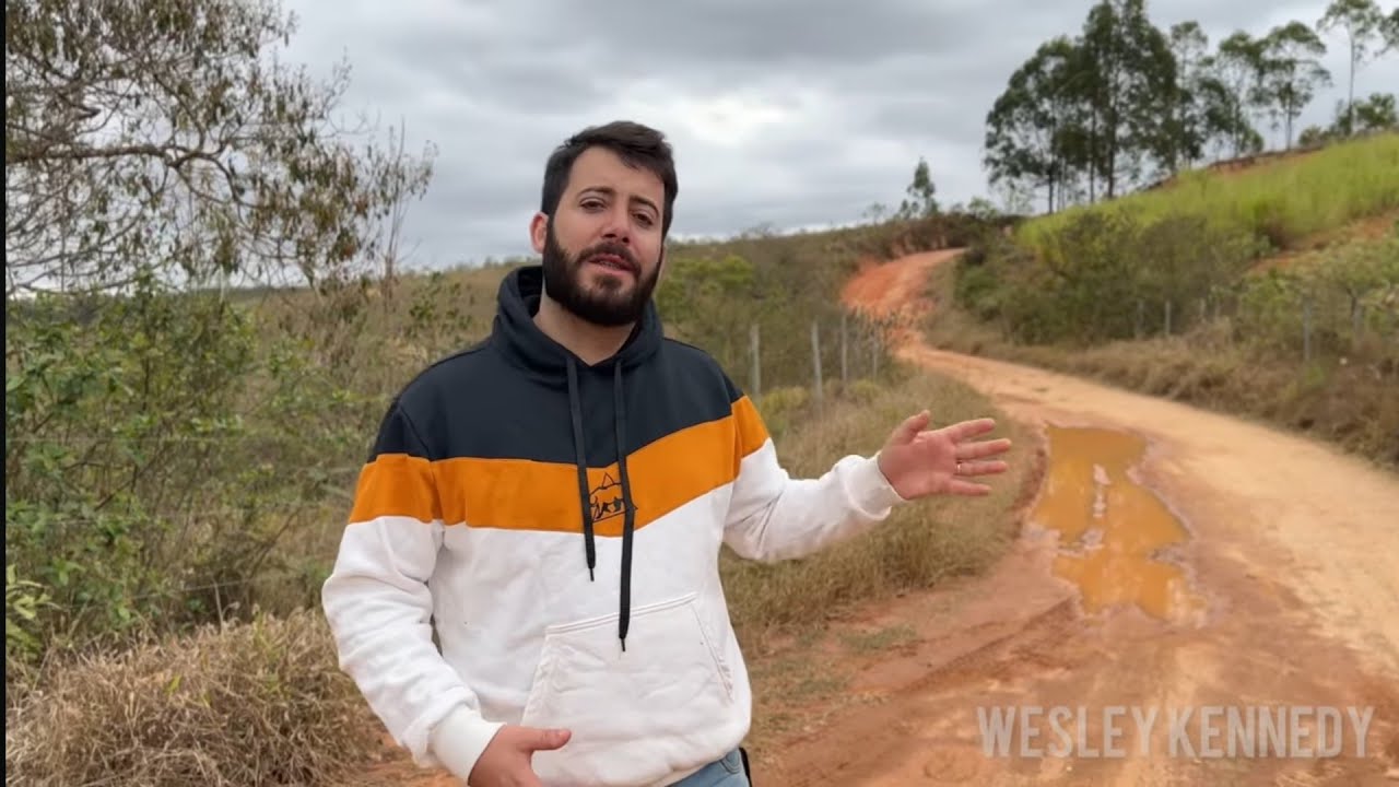 Sítio de 6 há a venda dono dividi em prestações por mês e aceita carro no negócio.