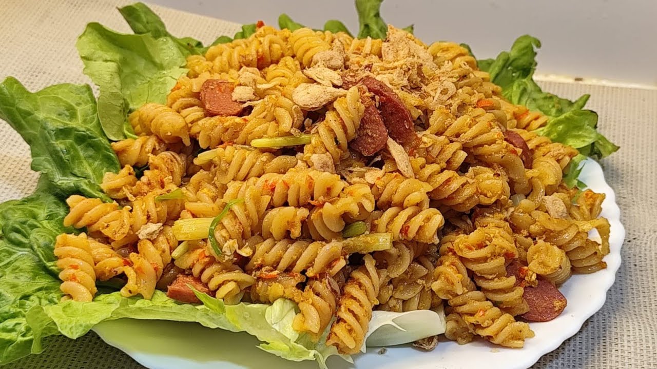 MENU SARAPAN MAKARONI GORENG YANG ENAK BANGET SEMUA SUKA. 