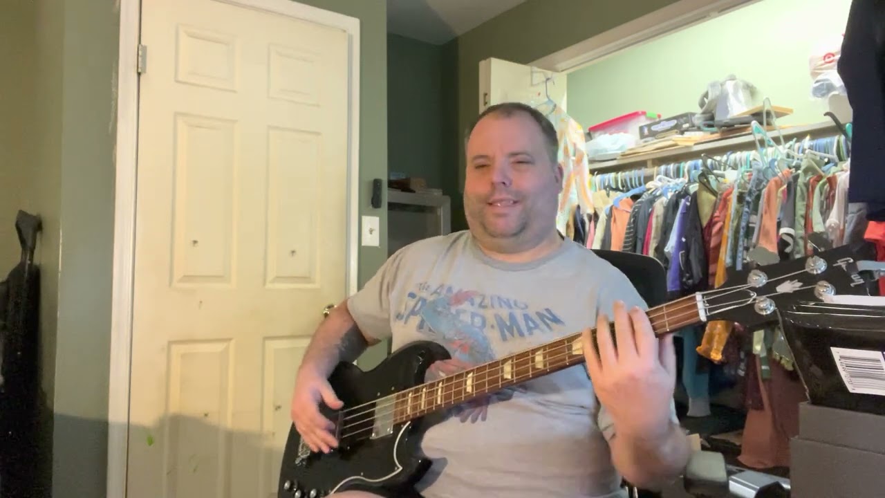 2019 Gibson SG bass