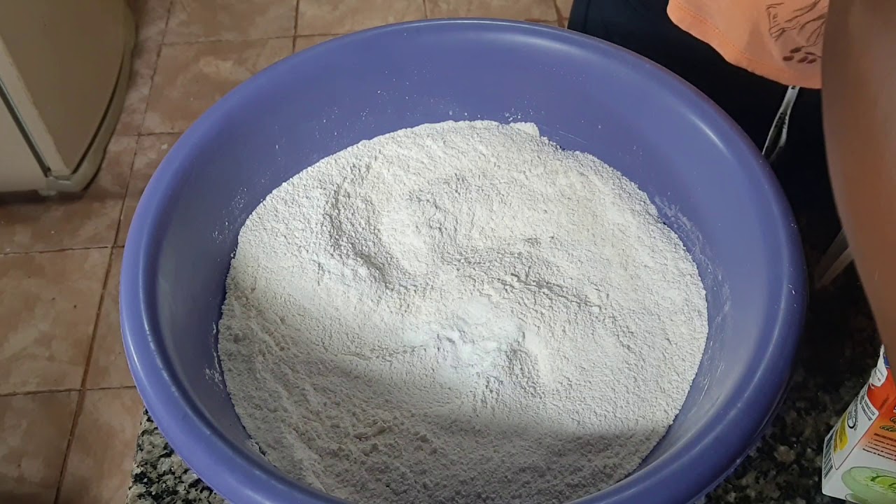 COMO FAZER SEQUILHOS DE MASSA PRONTA DE BOLO E PORVILHO