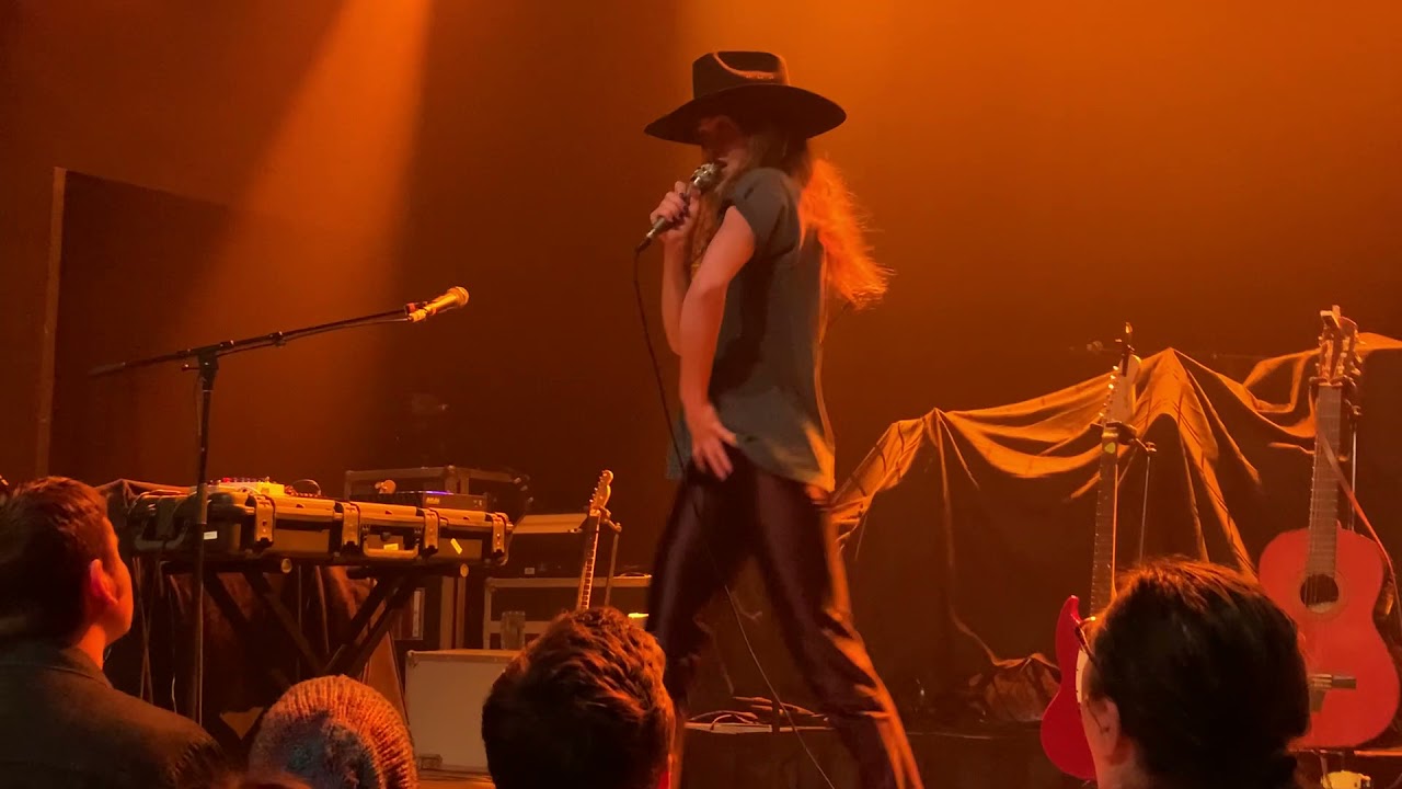 Zella Day - You Sexy Thing (Live) @ The Slowdown Omaha, NE 11/20/21