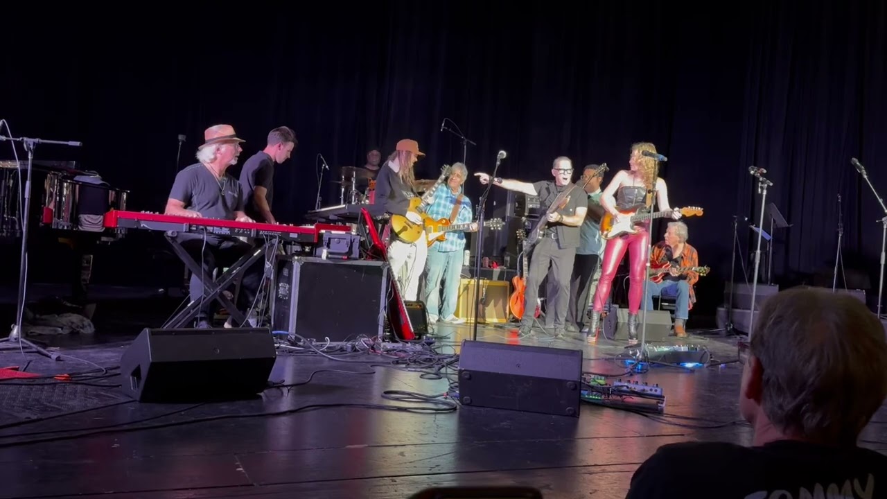 Ruben Brunt at The Concord Pavilion October 20, 2025