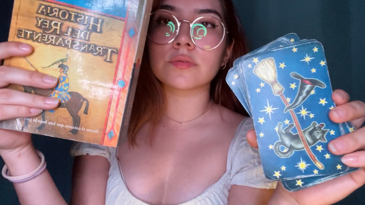 ✨ASMR🌚Bibliotecaria te relaja e introduce al tarot🌝 ECO