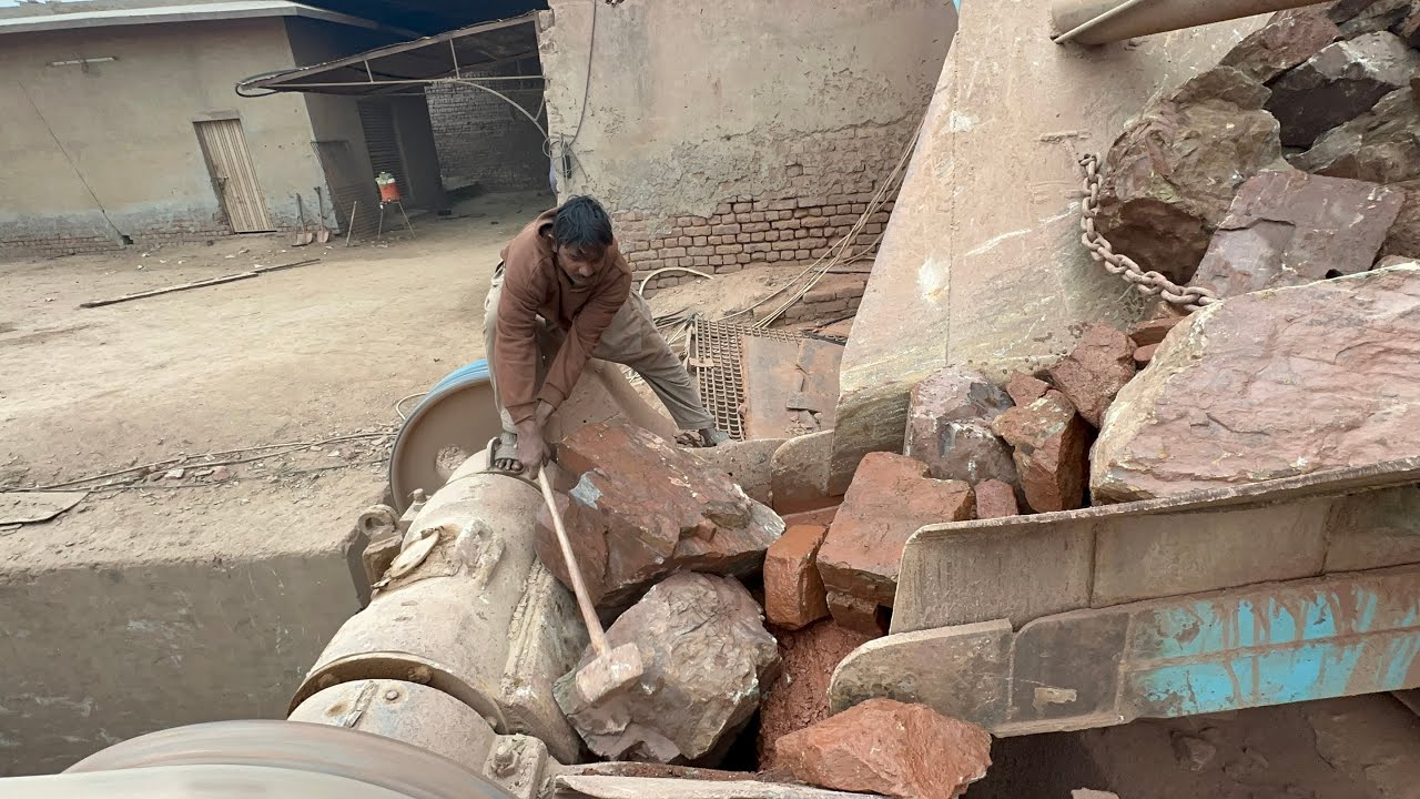 Crusher Machine Power | Real Labor Breaking Massive Mountain Stones”Crushing Giant Stones Real Life 