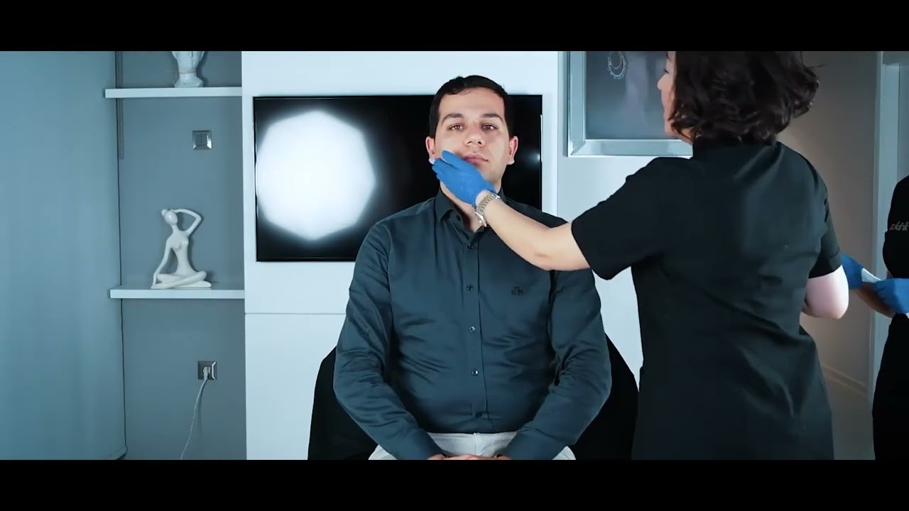 Prof  Dr  Başak Kandi Mesofiller ile Jawline Dolgu
