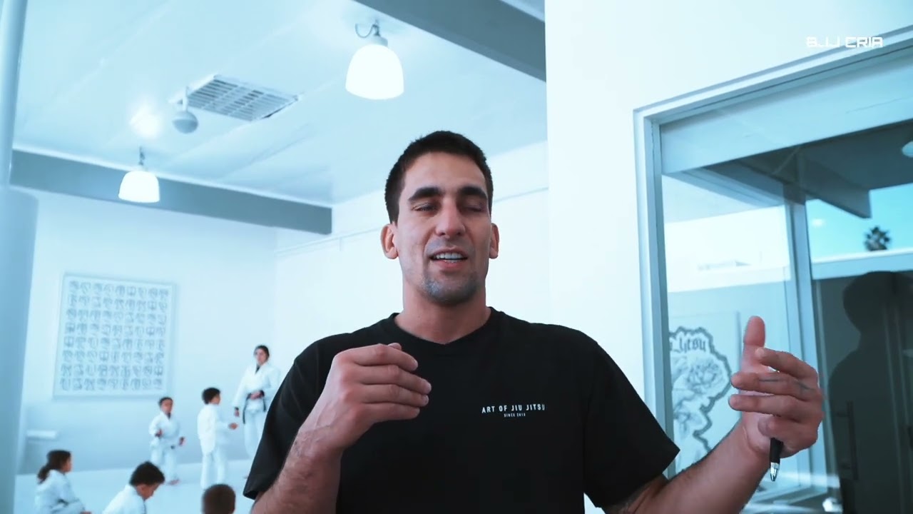 AOJ - Guilherme Mendes mostra programa de crianças