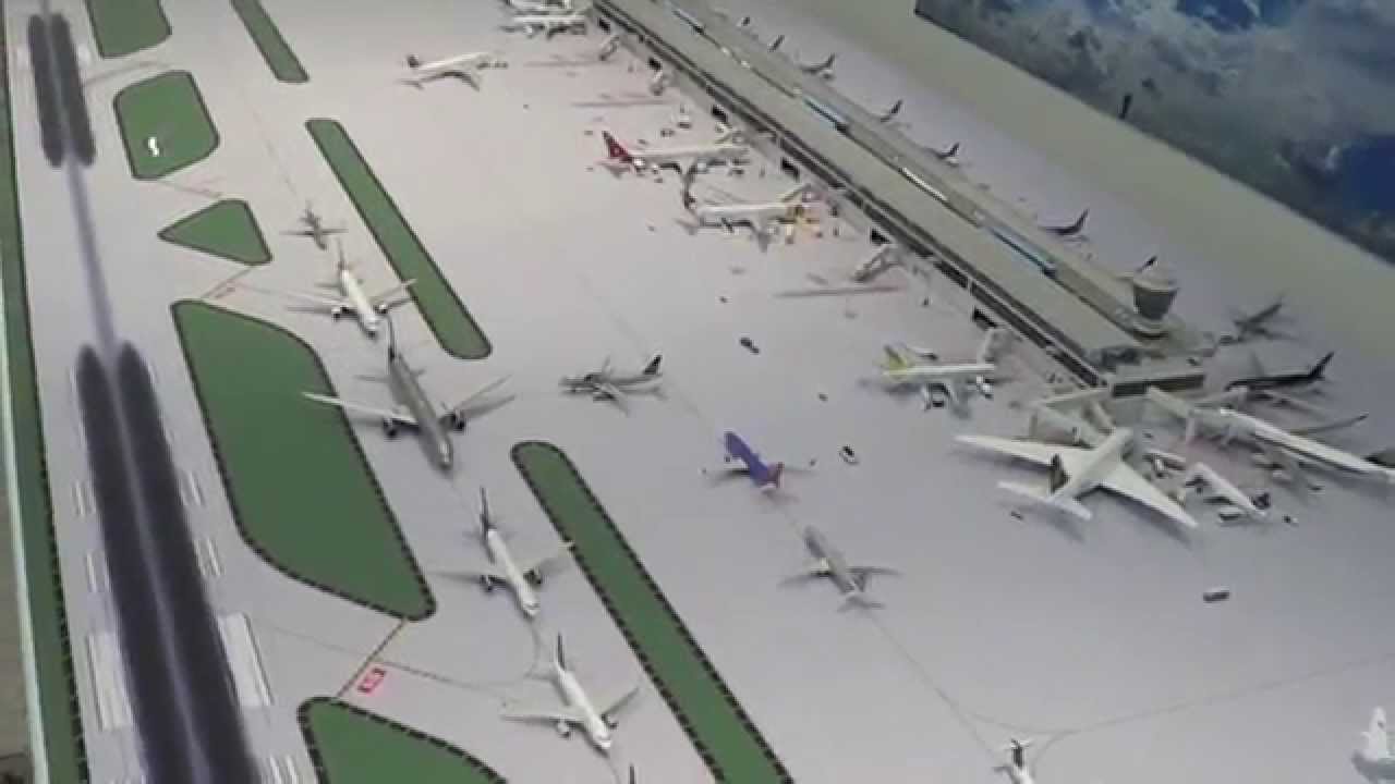1:400 Geminijets Airport (March)