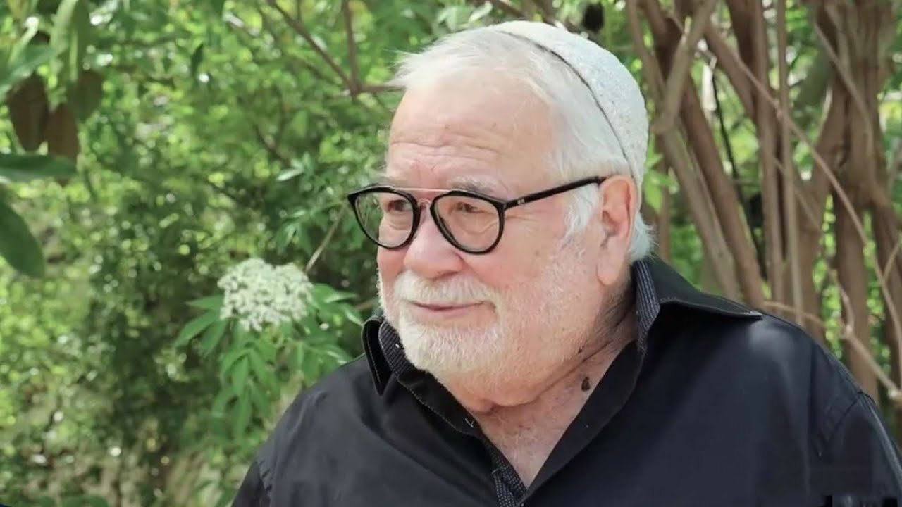 צ'רלי, גברי, עזרי וצ'יקו - פרידה משחקן שהיה סמל לתקופה