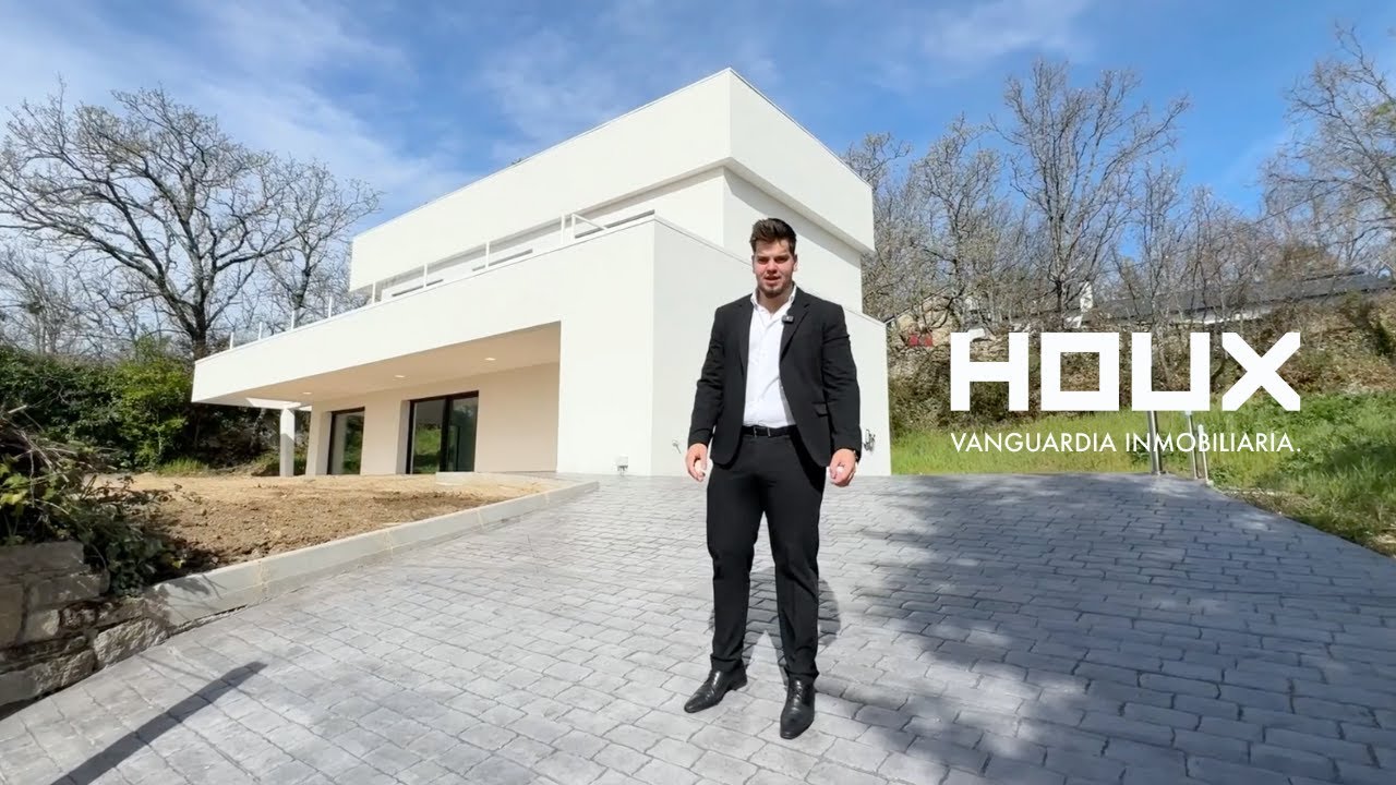 CHALET DE DISEÑO A LA VENTA EN MIRAFLORES DE LA SIERRA MADRID