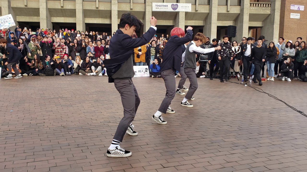 Savage | A.C.E Busking in Seattle 191217