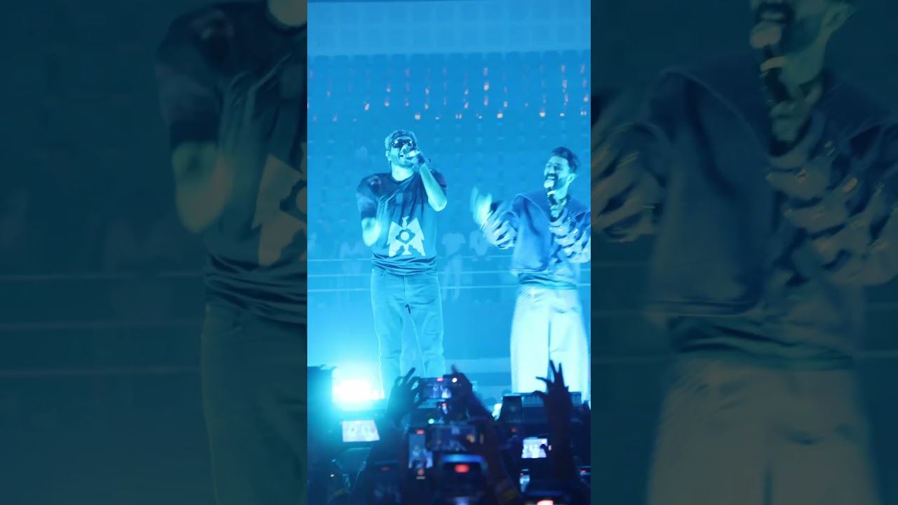 King & Bella perform live Tere Ho Ke😍 Monopoly Moves Concert