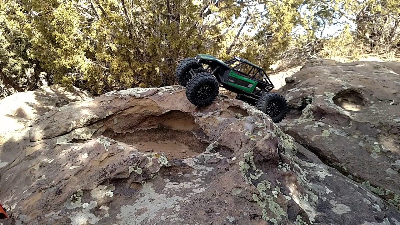 Axial Capra on 2.2s.  Wraith Spawn with 6" showdowns. 1.9 Wraith with well 1.9 hyrax.