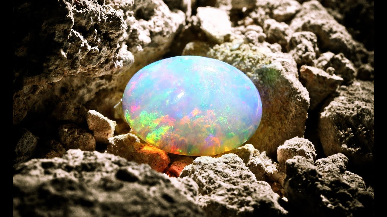 La fascinante Opale