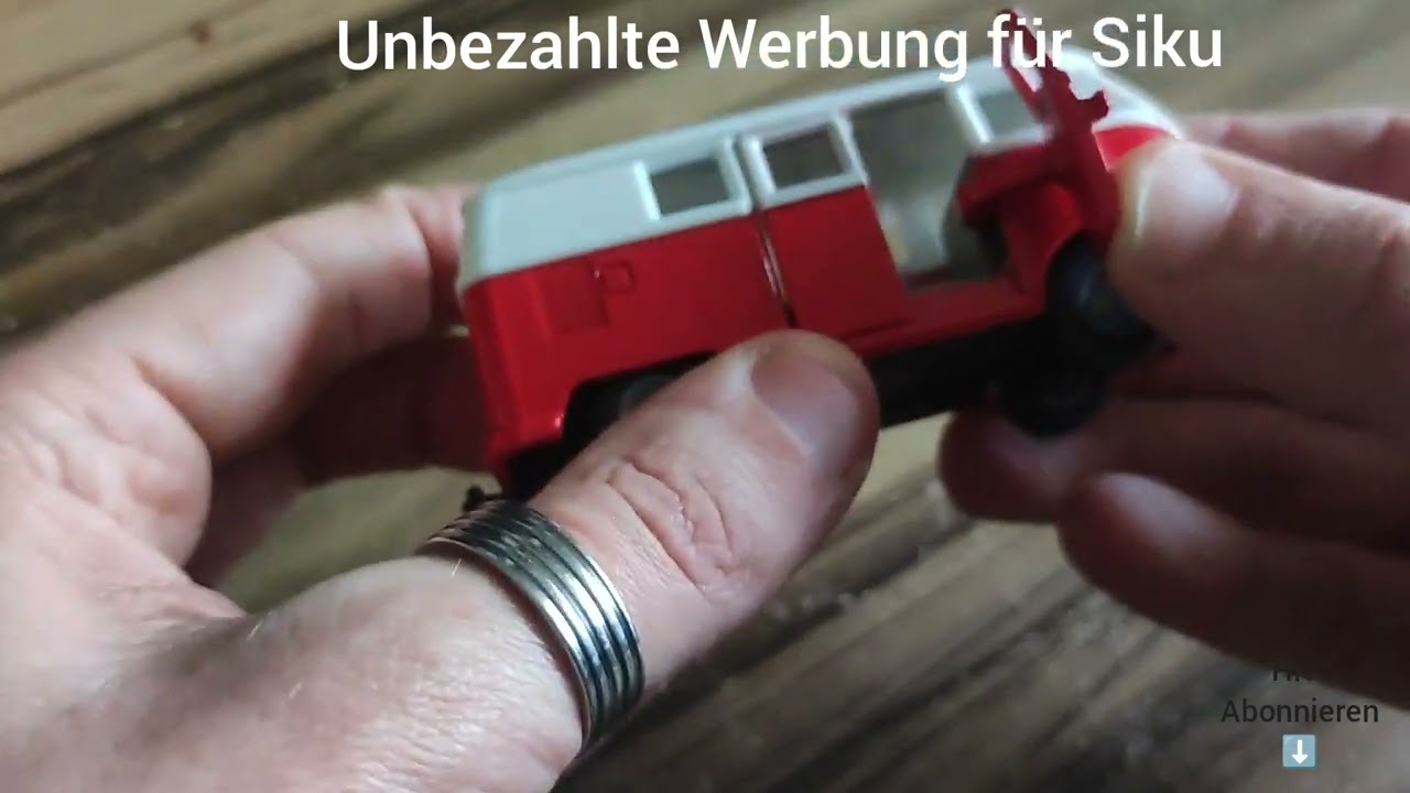 Unboxing des Siku VW T1 Bus 2361