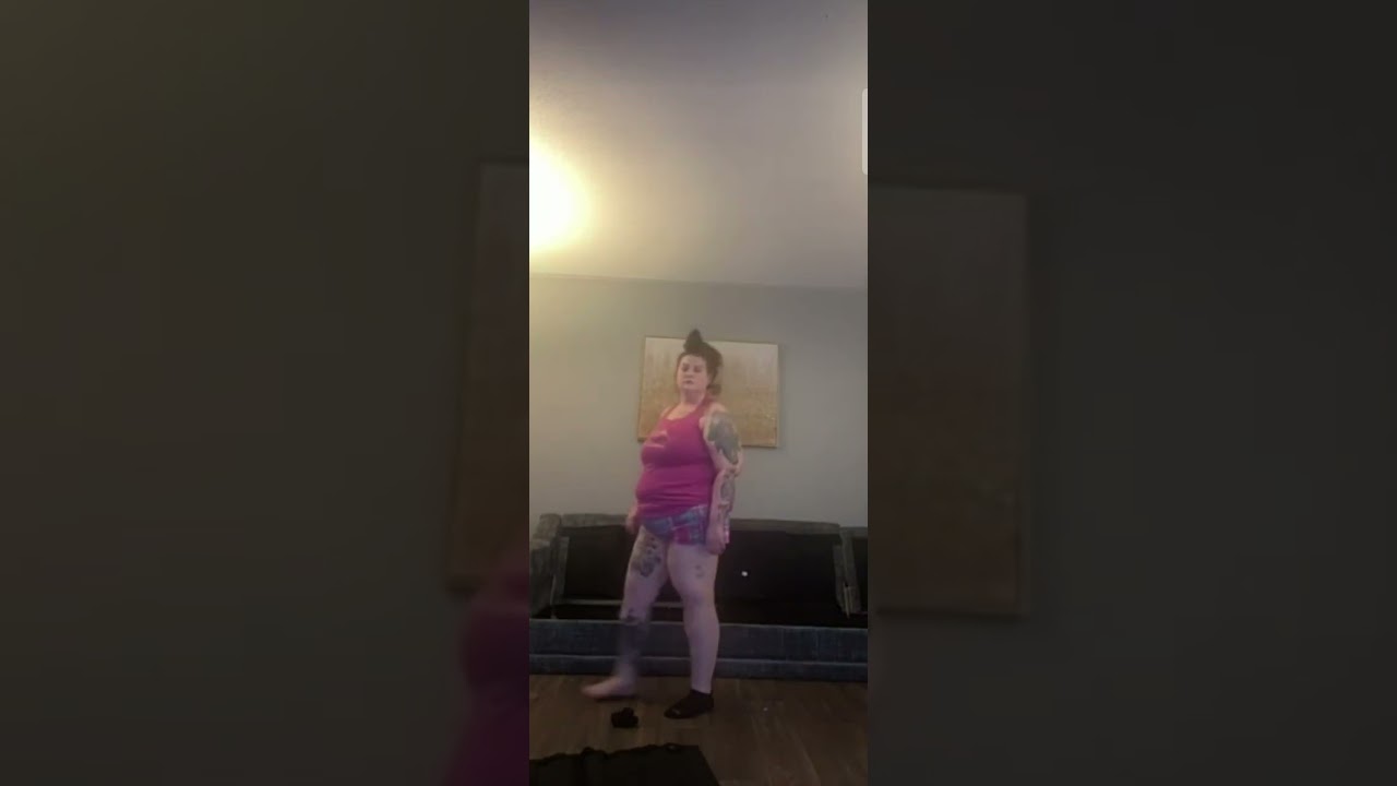 Bbw streamer in booty shorts walking around for the views