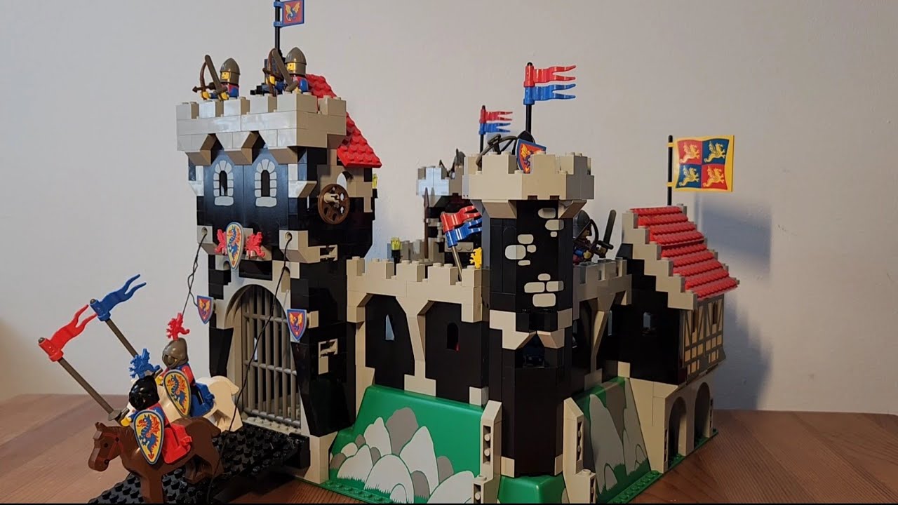 LEGO Castle Black Knight's Castle (Замок Чёрного Рыцаря) 6086 Обзор Раритета 1992 Года!