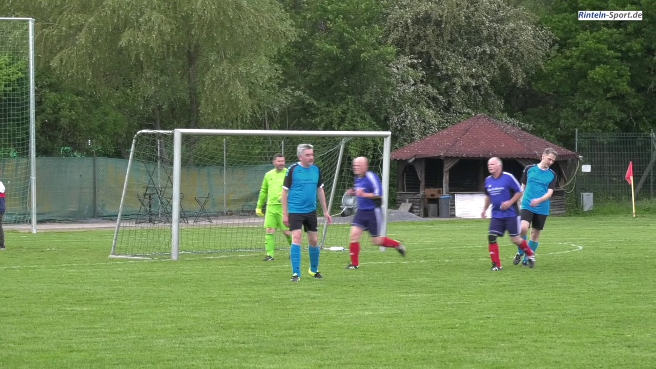 Fu&szlig;ball Alt-Senioren 1. Kreisklasse S&uuml;d: SG Engern/Deckb.-S. - SG Engern/Deckb.-S. II 3:3