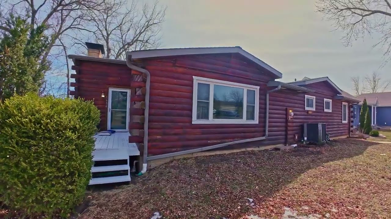 1656 Lake Viking Terrace – 2-Story Home | Gallatin, MO 64640