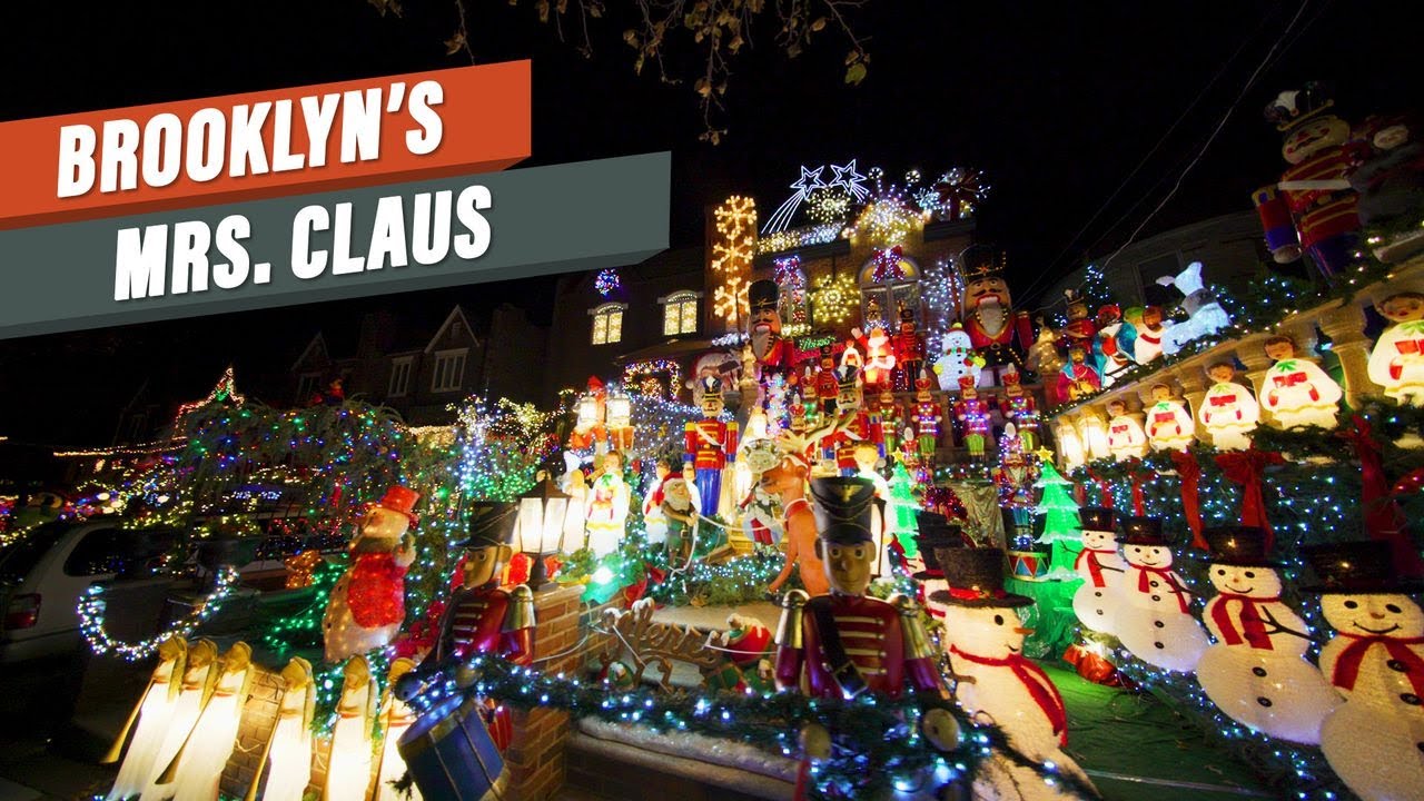Brooklyn's Dyker Lights is NYC's biggest Xmas display
