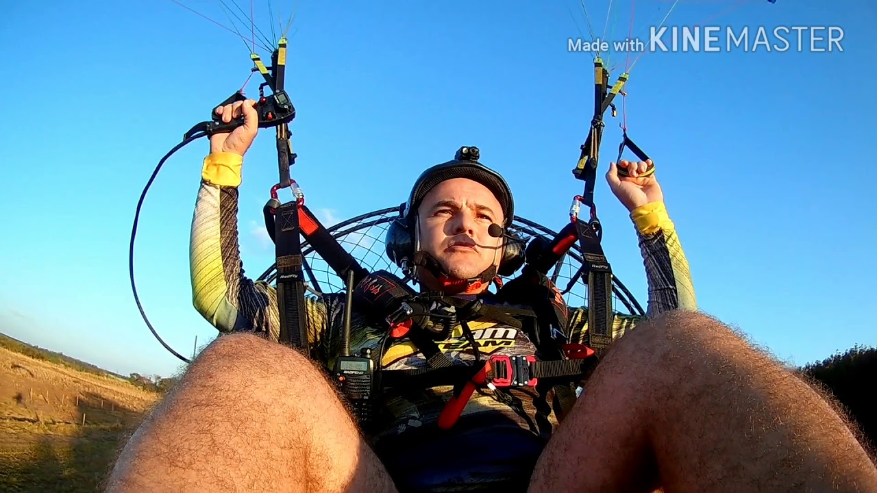 VOO DE PARAMOTOR DE UMA CIDADE A OUTRA POUSO EM PISTA PARTICULAR 22KM