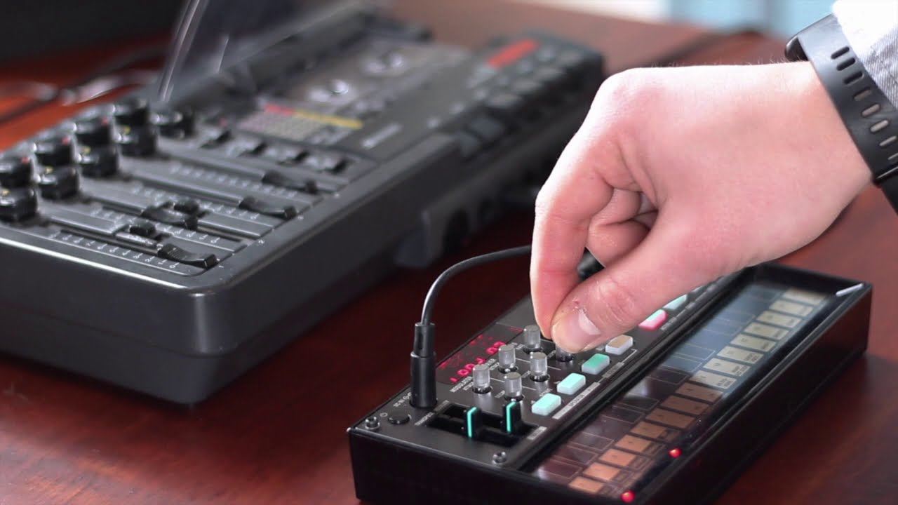 Volca Fm strings recorded to Cassette