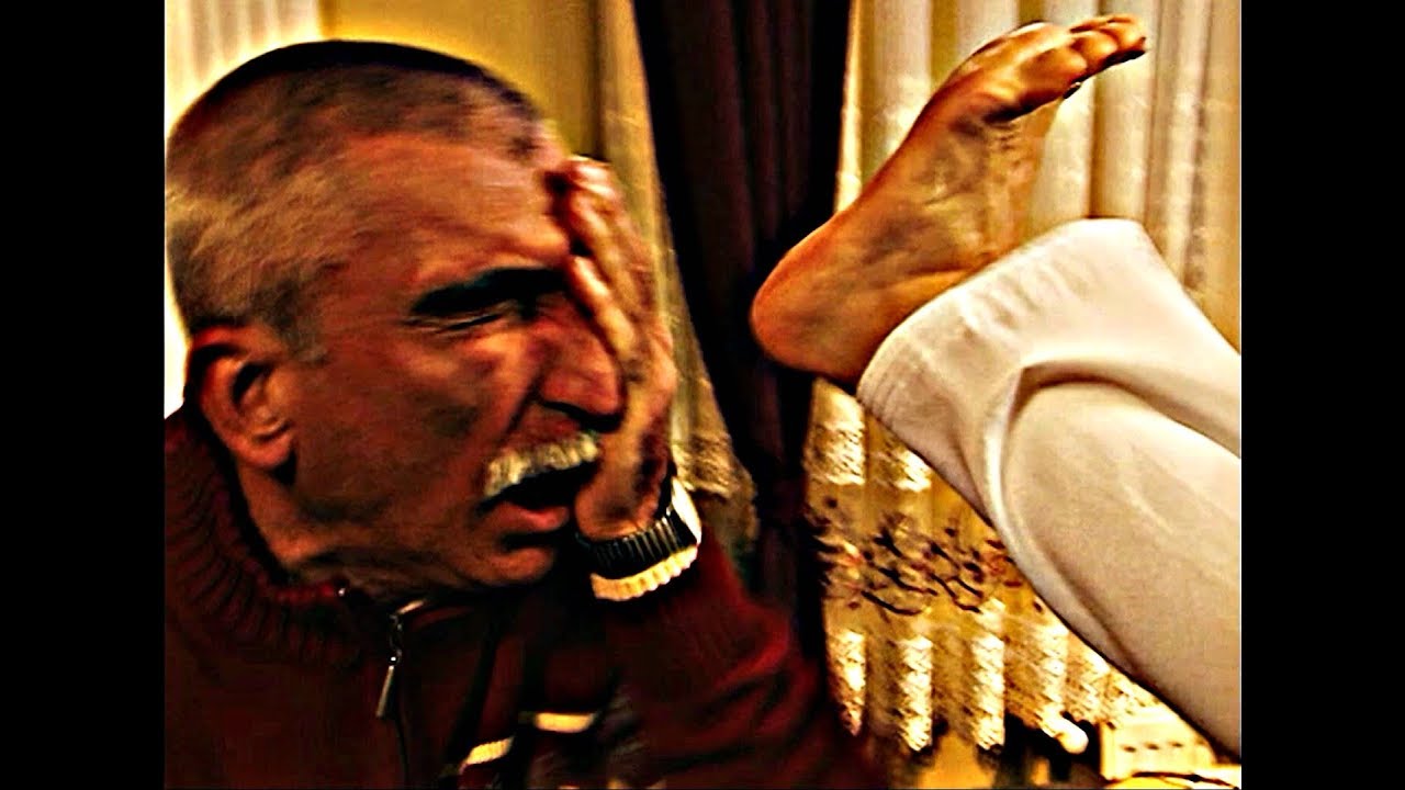 Akasya Hatunlarından Kocalarına Kolbastılı Karateci Dayağı
