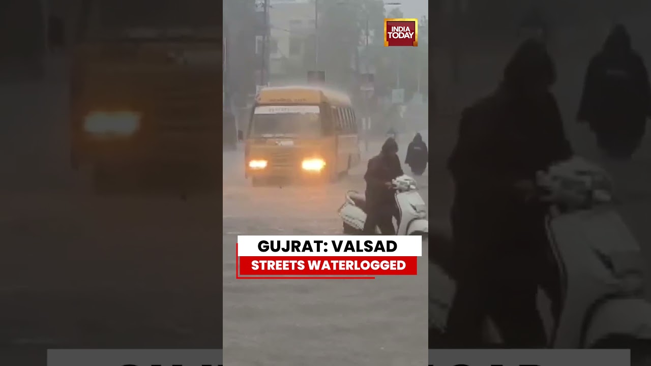 Gujarat Rains: Severe Waterlogging Hits Valsad After Heavy Downpour #gujratnews #gujrat #rain