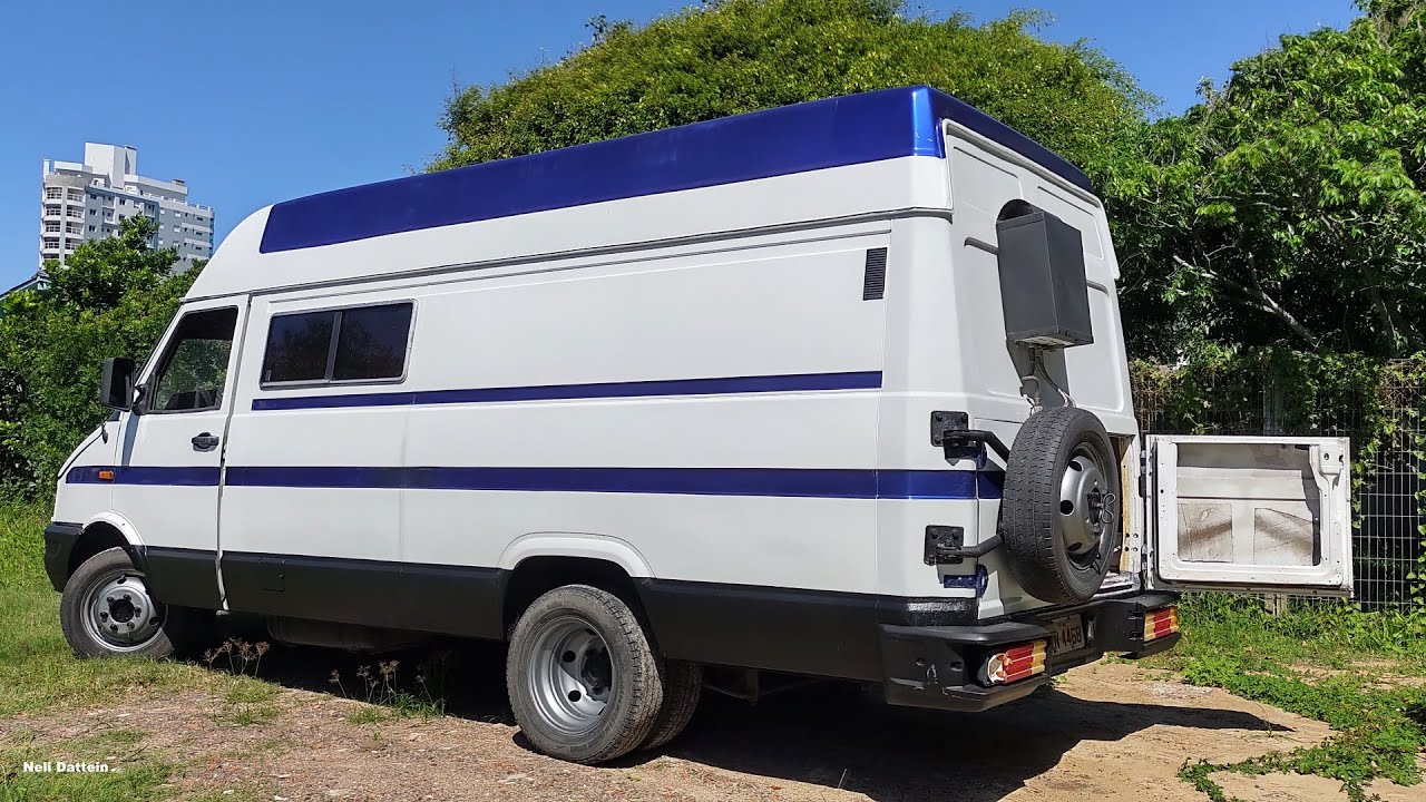 Não está mais a venda. Furgão Iveco 4912, 2004, projeto de motorcasa, montagem semipronta.