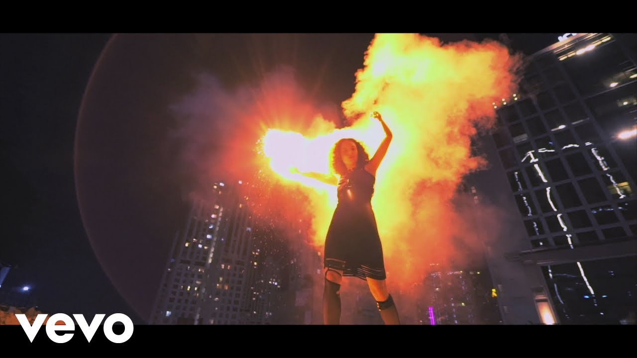 Yasemin Mori - Karambol