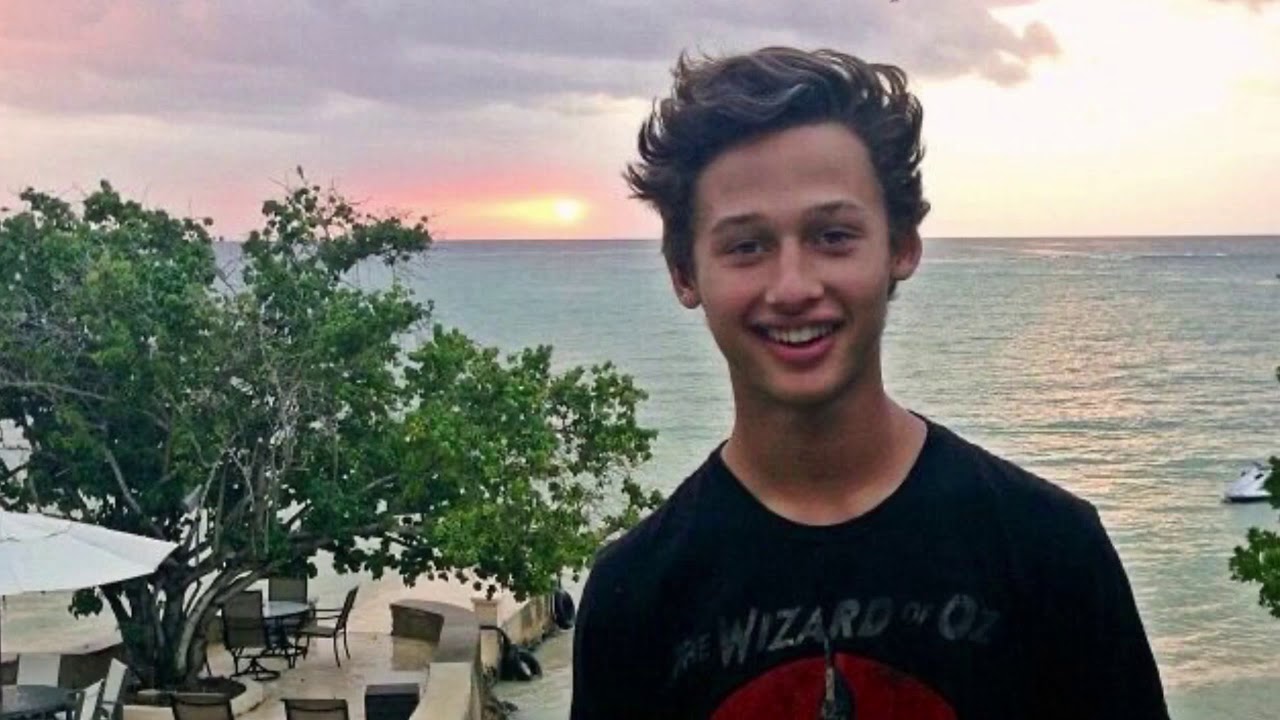 TobyMac fans rally to offer comfort in the passing of his son, Truett
