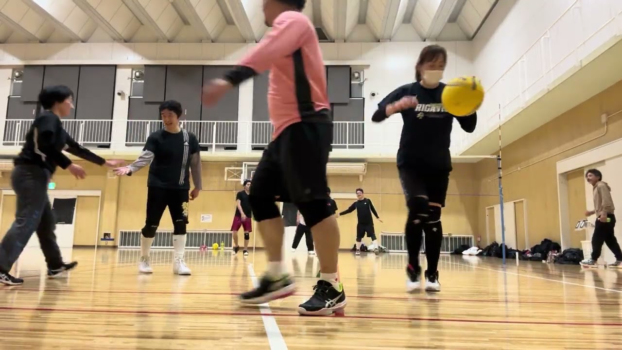 ２０２６年１月１３日（火）合同練習風景⑦『ＶｉｔａＲｏｓａ（ヴィータローザ）』🏐ソフトバレー【大阪ソフトバレー】メンバー募集中！『スポーツやろうよ』